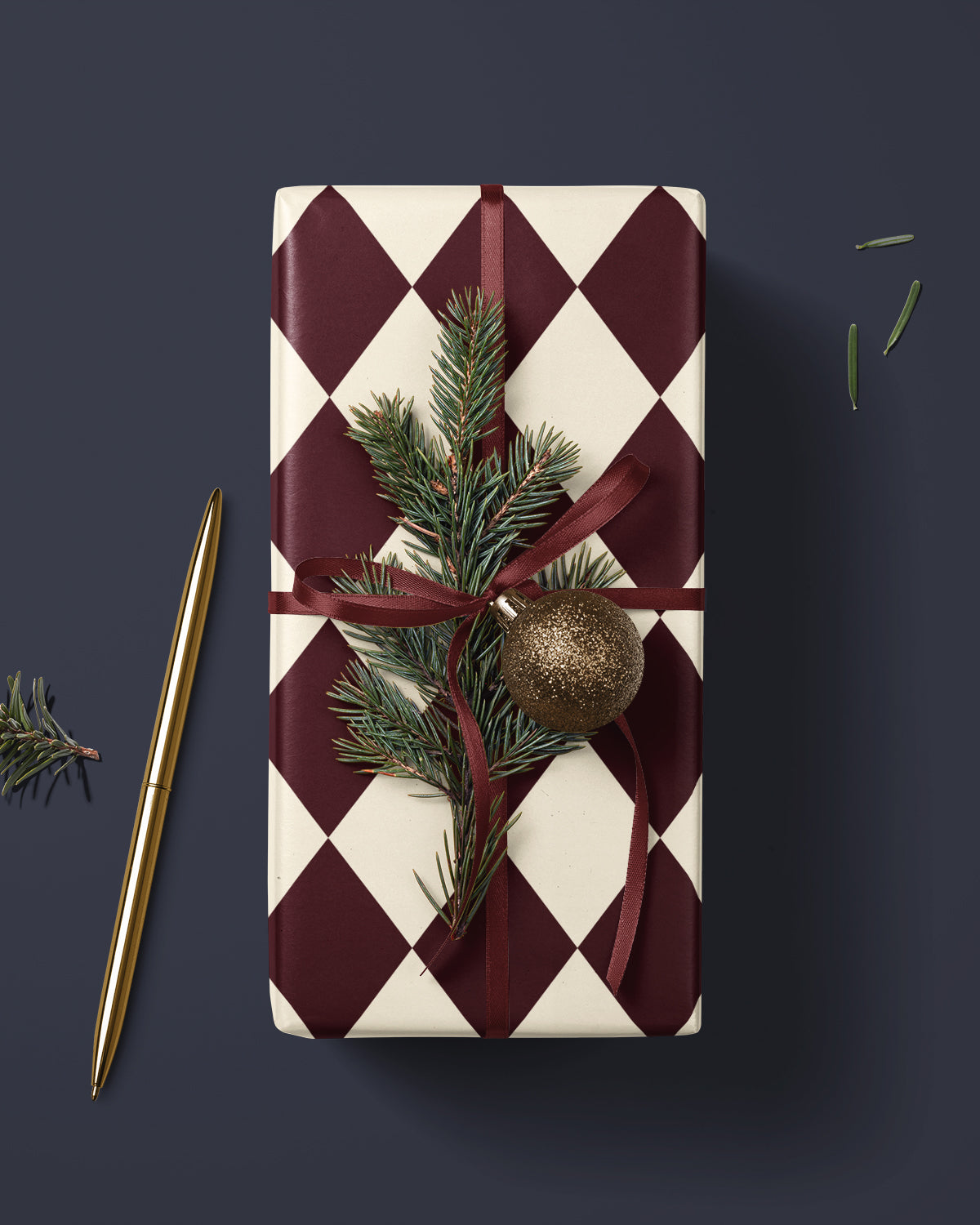 Red Gift Wrap. Christmas Gift Wrap Roll. Plaid Wrapping Paper Vintage Argyle Pattern Christmas Gift Wrap. Elegant Red Holiday Gift Wrap
