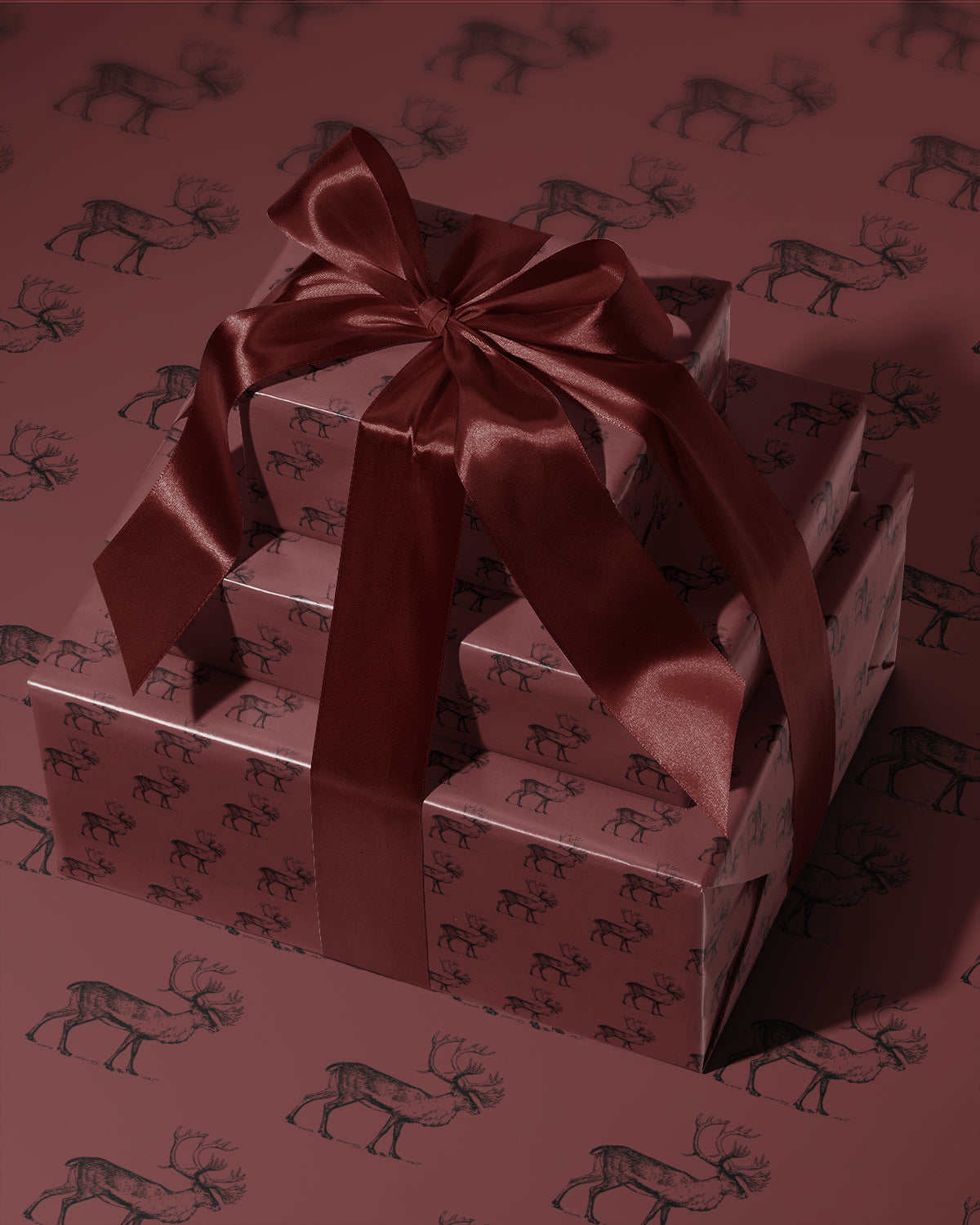 Reindeer Wrapping Paper. Vintage Christmas Gift Wrap Roll. Santa Reindeer Gift Wrap. Christmas Decor. Elegant Deer Gift Wrap. Santa Reindeer