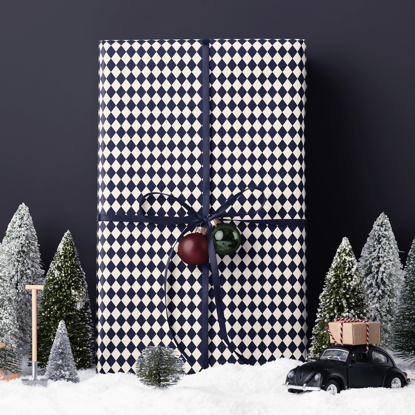 Blue Argyle Gift Wrap Paper. Blue Plaid Wrapping Paper Pattern. Father Day Gift Wrap. Gift Wrap for Boy. Birthday Gift Wrap. Traditional Gift Wrap Blue 