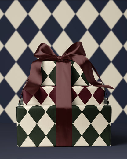 Green Gift Wrap. Christmas Gift Wrap Roll. Plaid Wrapping Paper Vintage Argyle Pattern Christmas Gift Wrap. Elegant Green Holiday Gift Wrap 