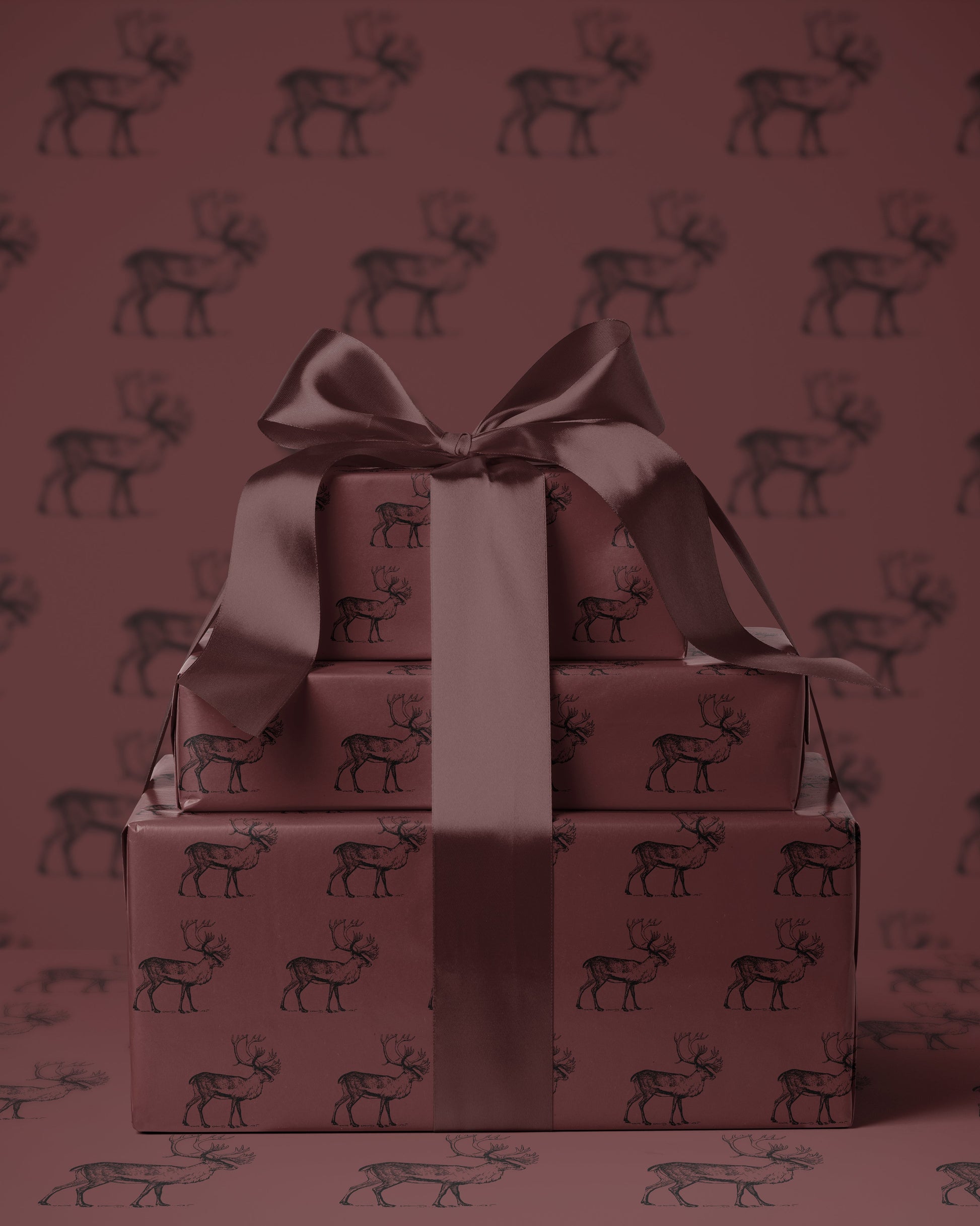 Reindeer Wrapping Paper. Vintage Christmas Gift Wrap Roll. Santa Reindeer Gift Wrap. Christmas Decor. Elegant Deer Gift Wrap. Santa Reindeer