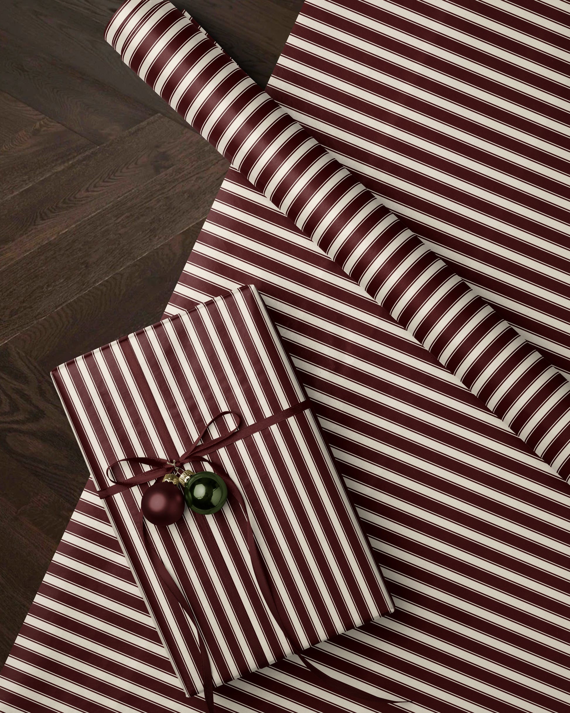 Classic REd Striped Christmas Wrapping Paper. Vintage Striped Holiday Gift Wrap. Elegant CHristmas Gift Wrap. Traditional Retro Gift Wrap paper 