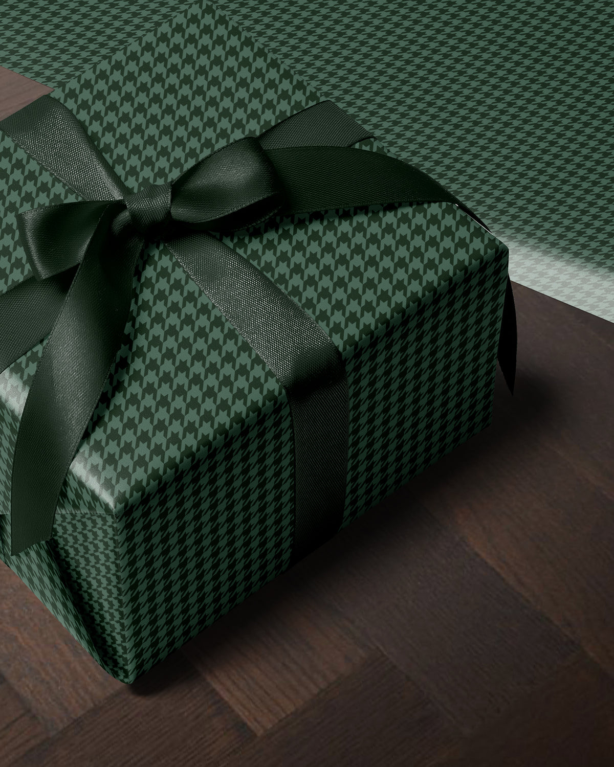 houndstooth wrapping paper. Classic Gift Wrap. Classy Christmas Decor. Vintage Wrapping Paper. Holiday Gift Wrap. Nostalgia Christmas Present