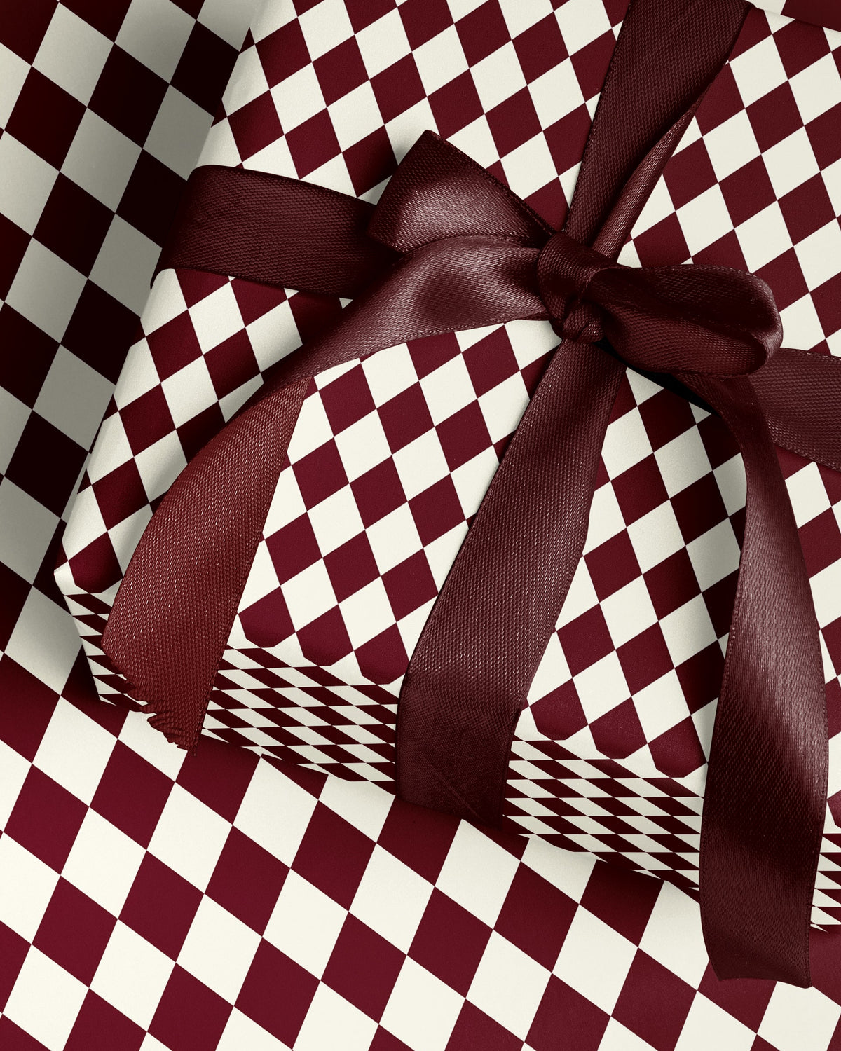 red and white argyle harlequin gift wrap  traditional christmas argyle wrapping paper 